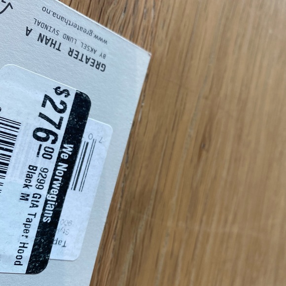 Greater Than A Taper Merino wool hoodie - Picture 5 of 6